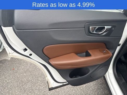 Certified 2023 Volvo XC60 B5 Plus w/ Climate Package image 15