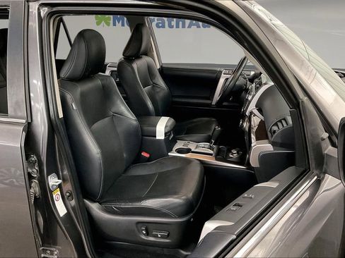 Used 2019 Toyota 4Runner Limited AWD/4WD image 10