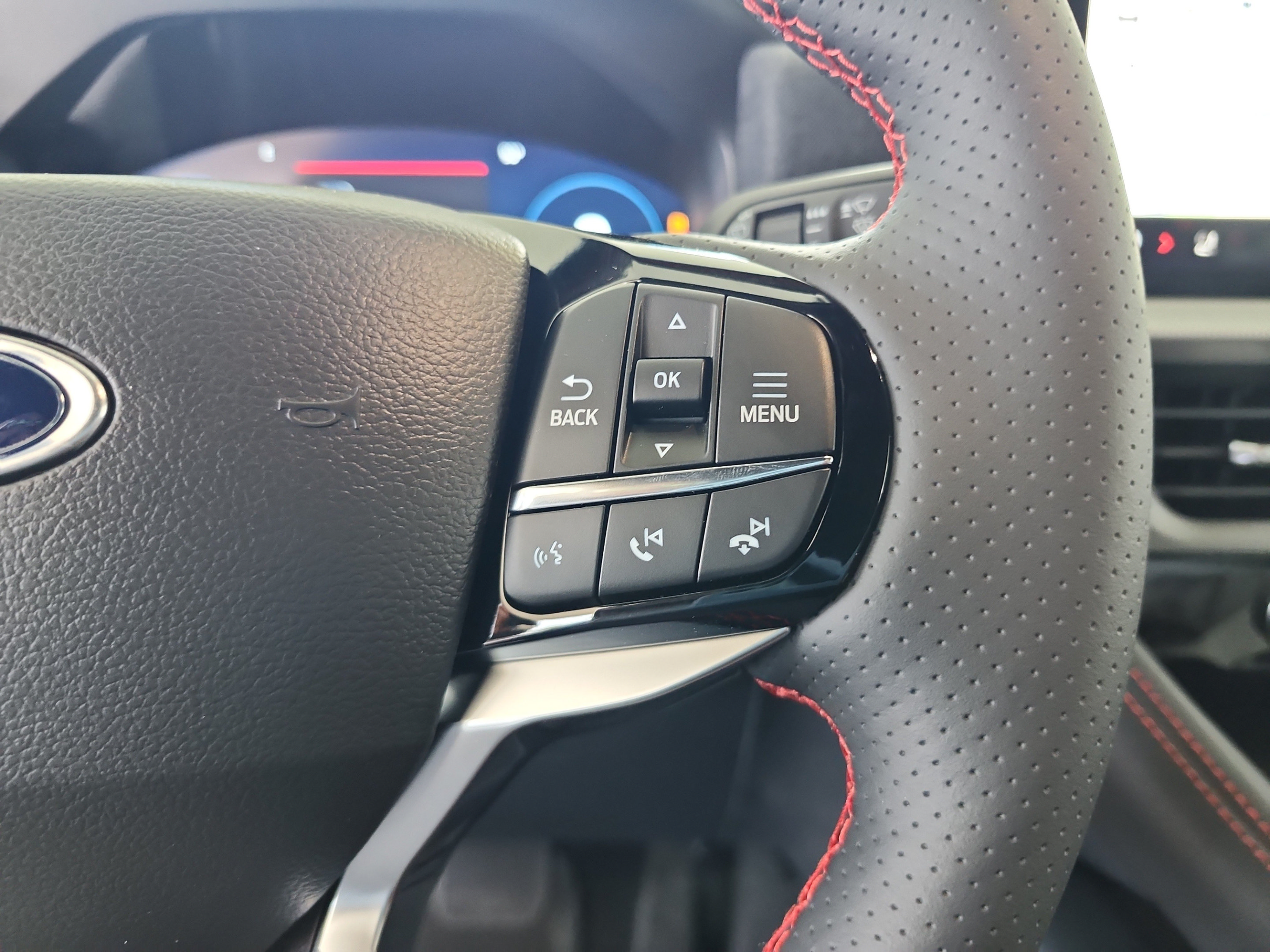 New 2026 Ford Explorer ST-Line w/ Premium Package RWD image 28
