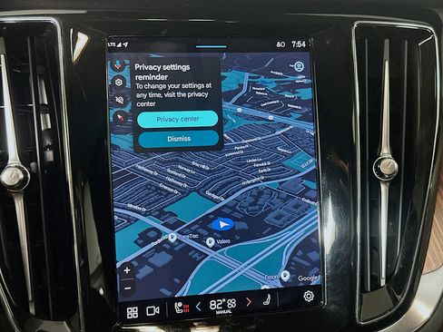 Used 2024 Volvo S60 B5 Plus image 22