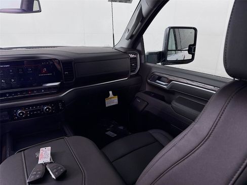 New 2026 GMC Sierra 2500 SLT w/ SLT Premium Package AWD/4WD image 25