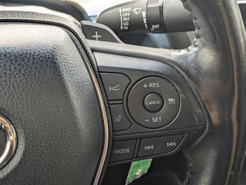 Used 2019 Toyota Camry SE FWD image 26