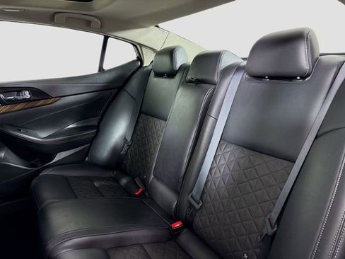 Used 2018 Nissan Maxima Platinum FWD image 25