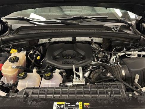 Used 2022 Jeep Grand Cherokee Limited 4xe w/ MOPAR Finishing Package AWD/4WD image 33