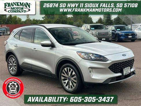 Used 2020 Ford Escape Titanium AWD/4WD image 1
