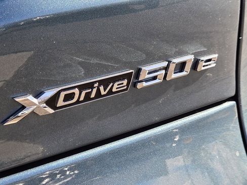 New 2026 BMW X5 xDrive50e w/ Premium Package AWD/4WD image 13