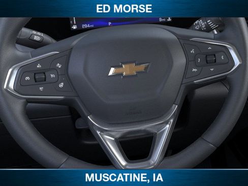 New 2025 Chevrolet Trax LT w/ Sunroof Package image 19