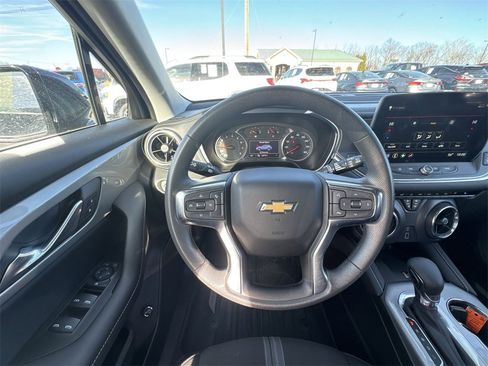 Used 2023 Chevrolet Blazer LT w/ Convenience Package image 14