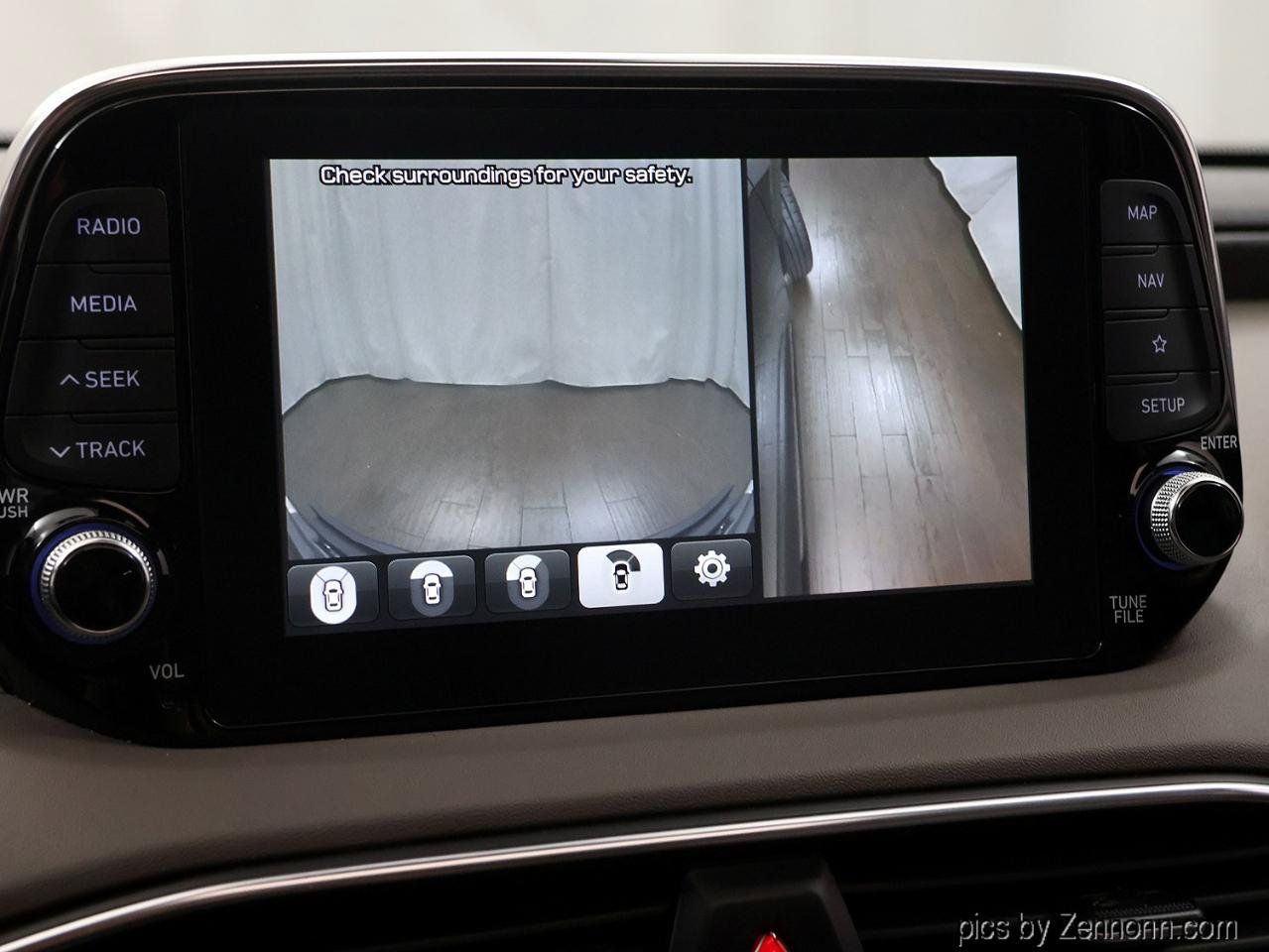 Used 2020 Hyundai Santa Fe Limited AWD/4WD image 25