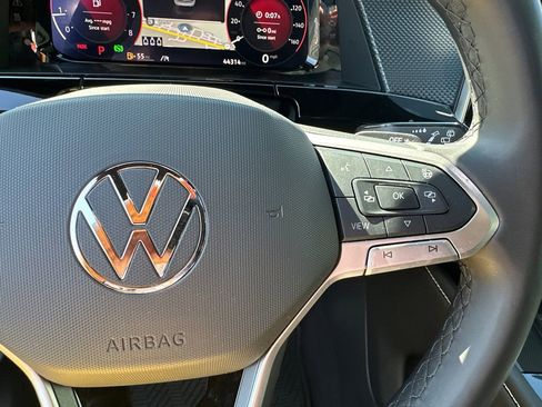 Used 2024 Volkswagen Atlas Cross Sport SEL R-Line image 27