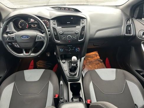 Used 2015 Ford Focus ST image 16