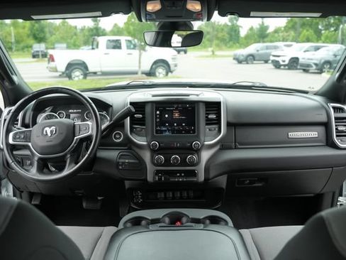 Used 2024 RAM 2500 Big Horn AWD/4WD image 24