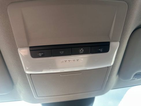 Used 2024 Nissan Sentra SV FWD image 24