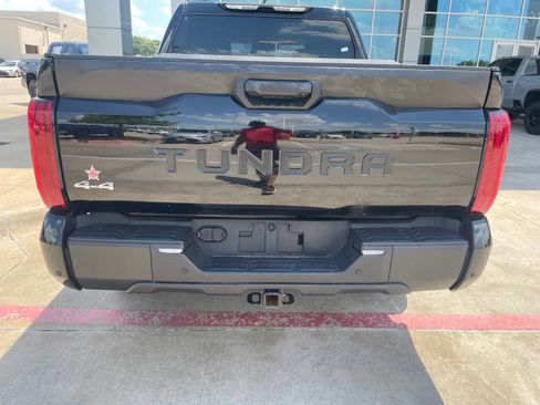 Used 2024 Toyota Tundra SR5 w/ SR5 Convenience Package AWD/4WD image 12