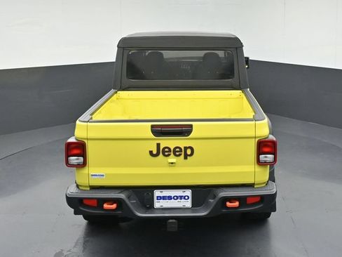 Used 2023 Jeep Gladiator Mojave AWD/4WD image 46