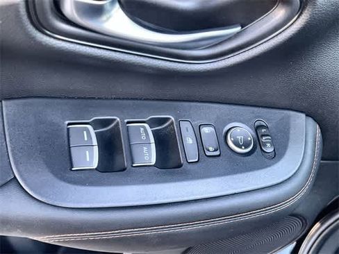 Certified 2024 Honda HR-V Sport image 30