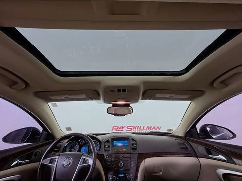 Used 2012 Buick Regal Premium image 24