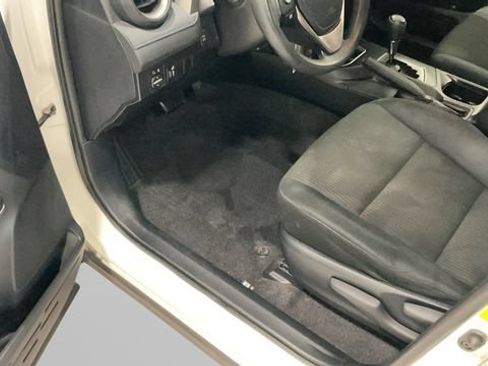 Used 2016 Toyota RAV4 LE AWD/4WD image 25