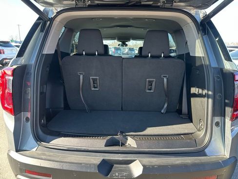 Used 2023 GMC Acadia AT4 image 31