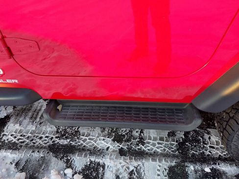 Used 2006 Jeep Wrangler X w/ Premium Audio Group image 3