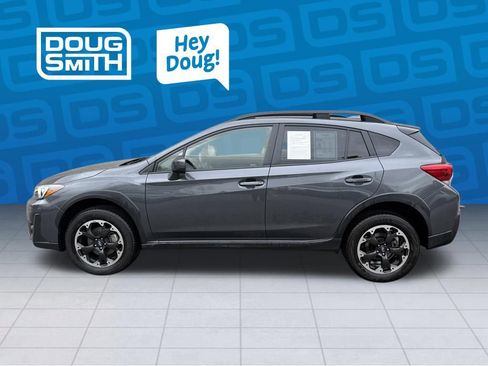 Used 2023 Subaru Crosstrek 2.0i Premium AWD/4WD image 2