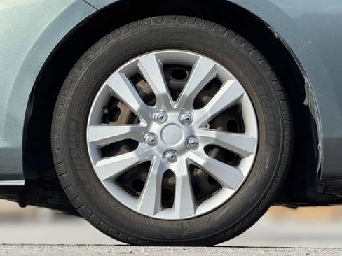 Used 2012 MAZDA MAZDA3 i Sport image 27