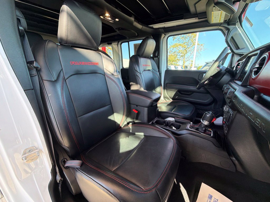Used 2023 Jeep Wrangler Unlimited Rubicon w/ LED Lighting Group AWD/4WD image 22