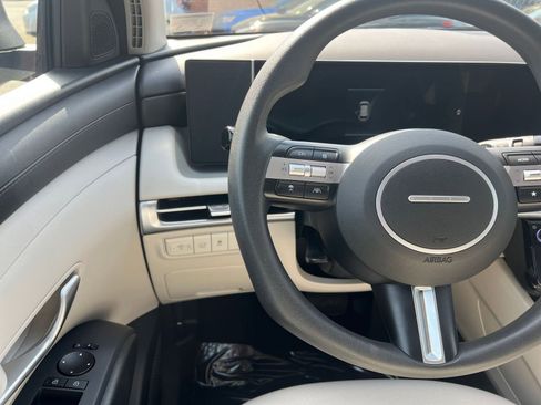 Used 2025 Hyundai Tucson SEL image 36