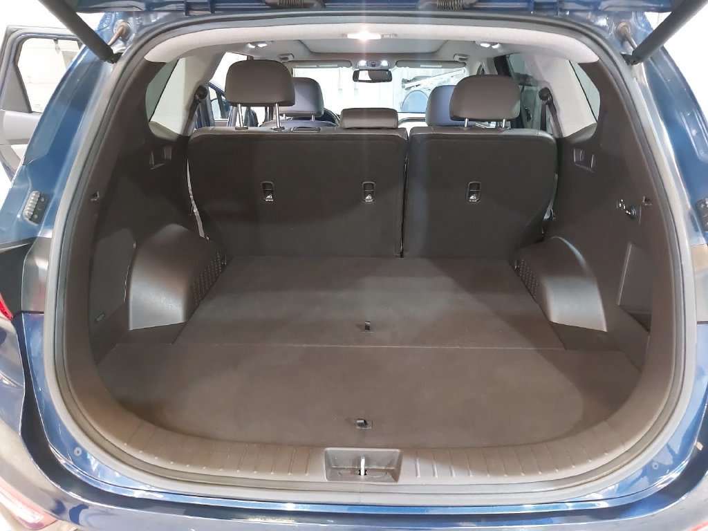Used 2020 Hyundai Santa Fe Limited FWD image 12
