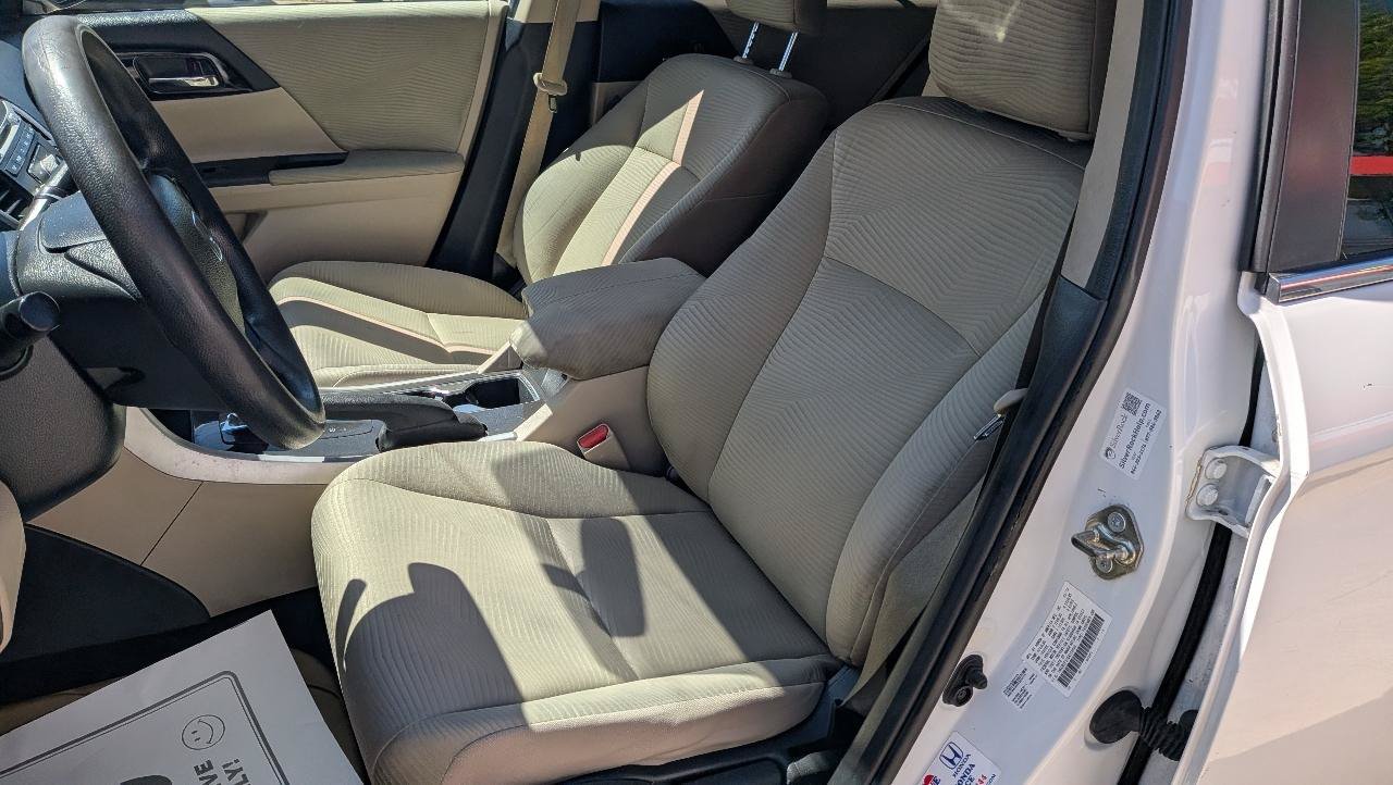 Used 2016 Honda Accord LX image 9