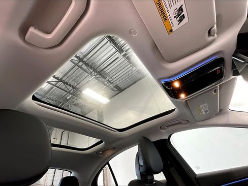 Used 2025 Mercedes-Benz E 350 4MATIC Sedan image 14