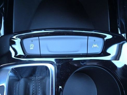 New 2026 Chevrolet Trax LT w/ Driver Confidence Package image 9