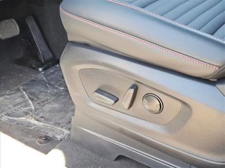 New 2025 Ford Explorer ST-Line video 4