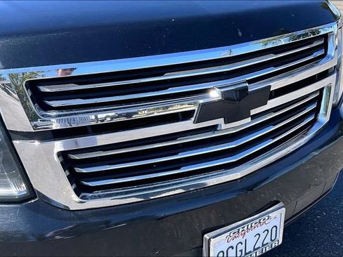 Used 2018 Chevrolet Tahoe Premier AWD/4WD image 31
