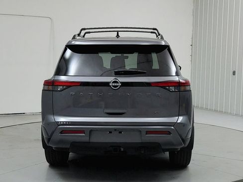 New 2026 Nissan Pathfinder SL w/ SL Premium Package FWD image 6