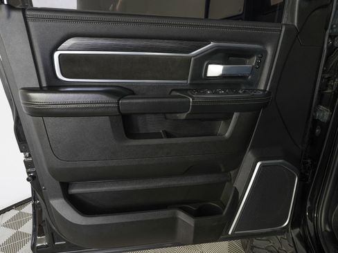 Used 2024 RAM 2500 Laramie w/ Night Edition AWD/4WD image 13