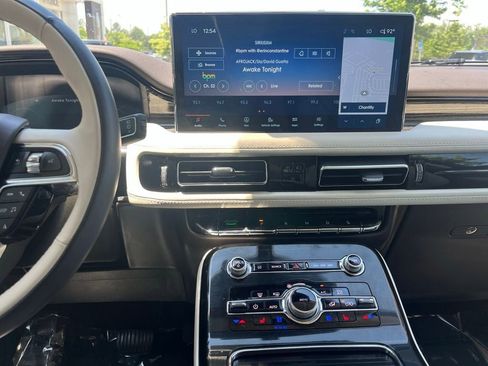 Certified 2023 Lincoln Nautilus Black Label w/ Class II Trailer Tow Package AWD/4WD image 31