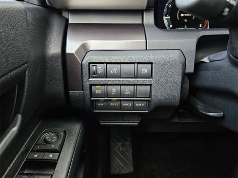 New 2025 Toyota 4Runner TRD Off-Road image 17