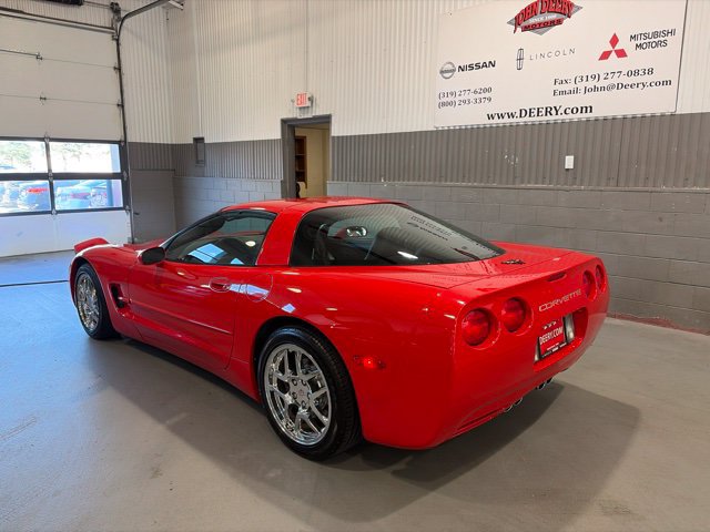 Used 2004 Chevrolet Corvette Coupe RWD image 8