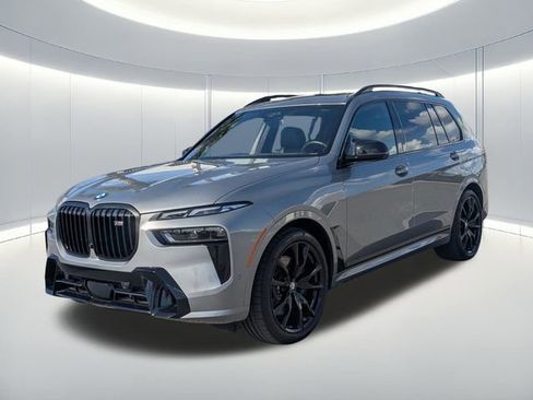 Used 2026 BMW X7 M60i AWD/4WD image 2