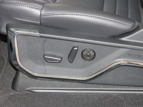 New 2026 Ford F250 Platinum image 26