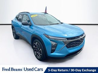 Used 2025 Chevrolet Trax RS w/ Driver Confidence Package FWD video 1