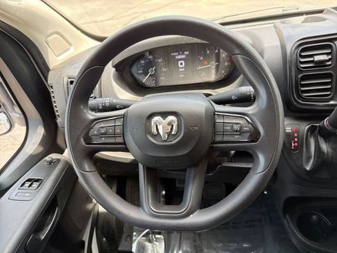 Used 2023 RAM ProMaster 2500 FWD image 19