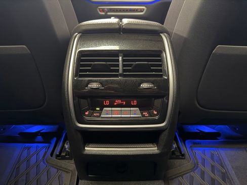 Used 2021 BMW X5 xDrive40i w/ M Sport Package AWD/4WD image 16