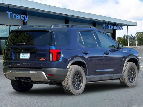 Used 2026 Honda Passport TrailSport Elite image 6