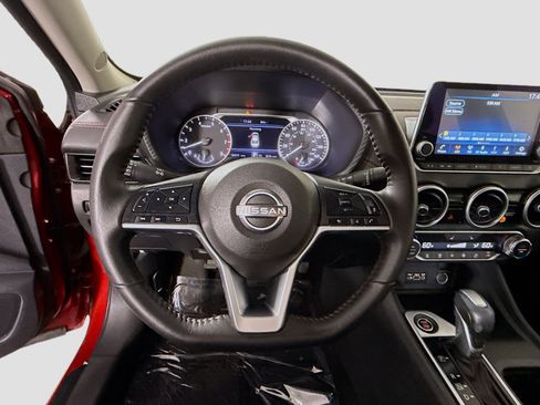 Used 2024 Nissan Sentra SR FWD image 13