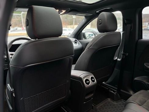 Used 2026 Mercedes-Benz GLA 250 4MATIC image 23