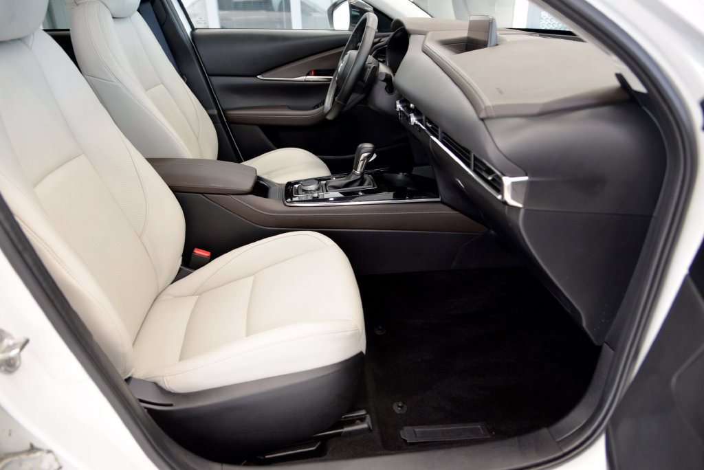 Certified 2024 MAZDA CX-30 2.5 Turbo w/ Premium Plus Pkg AWD/4WD image 30