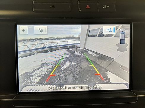 Used 2022 Ford F150 XLT image 18