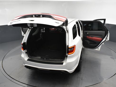 Used 2022 Dodge Durango R/T w/ Tow 'N Go Package AWD/4WD image 27